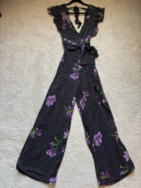 NWT Urban Outfitters Gratilda Ruffle Sleeve Backless Jumpsuit - Picture 9 of 11